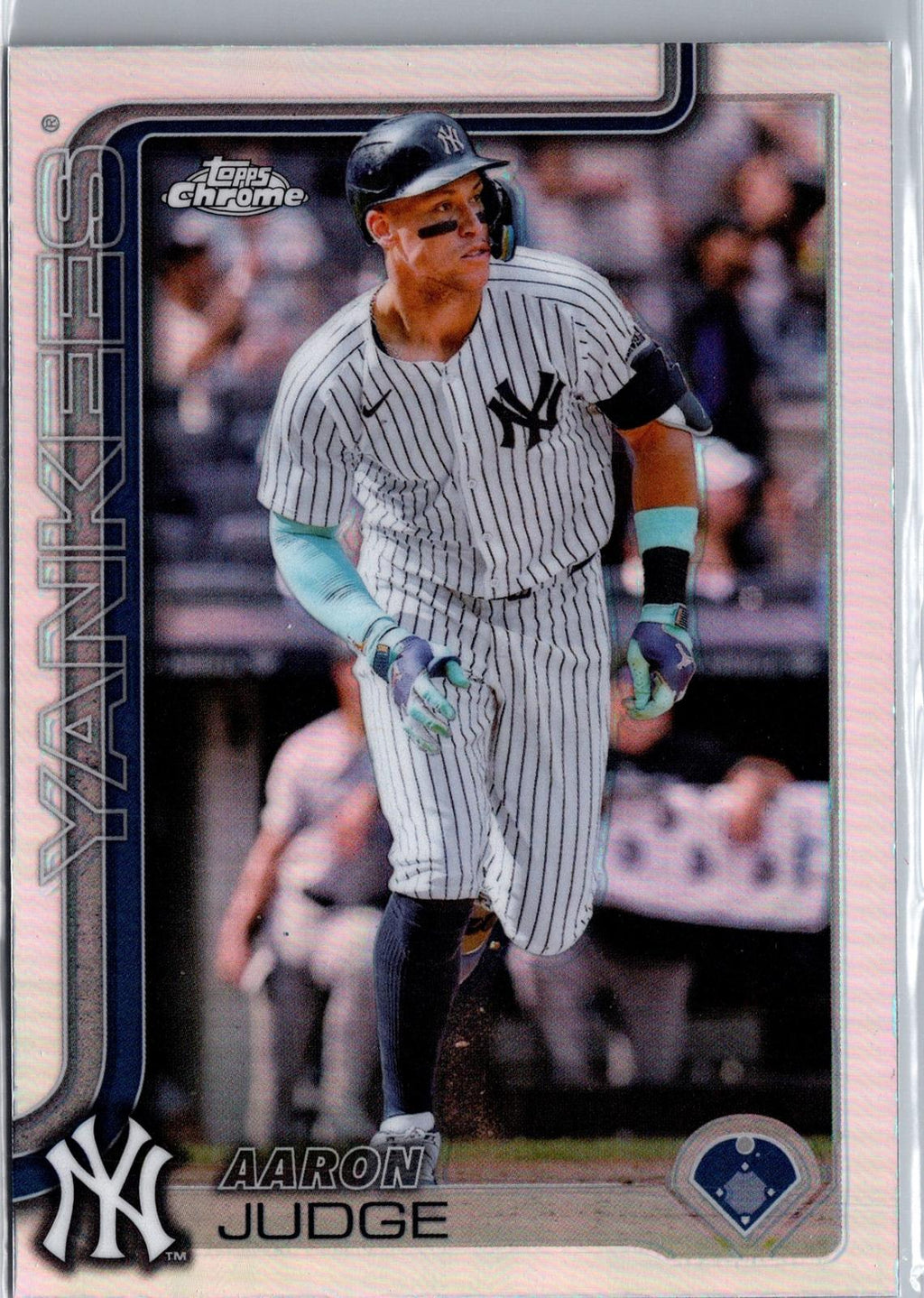 2025 Topps Chrome #99 Aaron Judge Refractor
